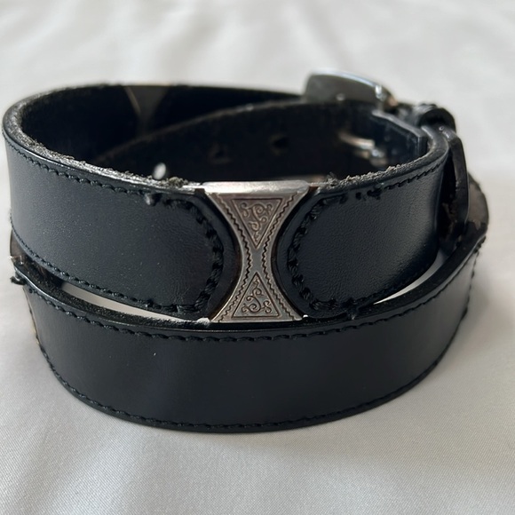 Vintage Fossil Black Leather Belt with Metal Details - Picture 2 of 16